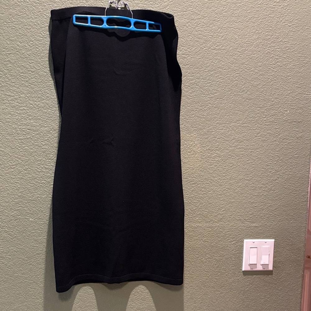 Elegant Black skirt